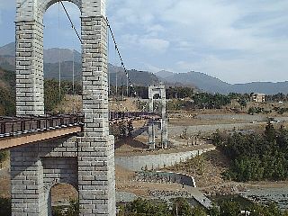 �݂苴2
