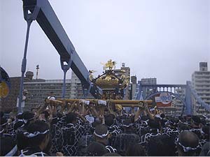 ���F���ɂćA