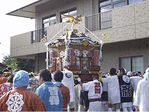 �V�l�z�[���ɂ�