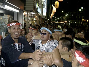 �������`�N����