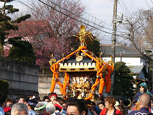 �������~��