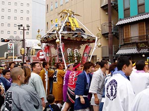 �ؓ��r����