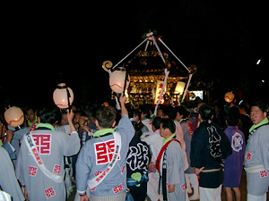 �{�_�`�{���Q