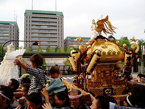 �h�q���O�ɂ�