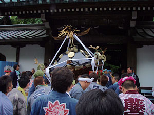 �ڗ������