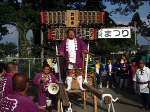 �������P