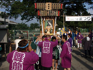 �������Q