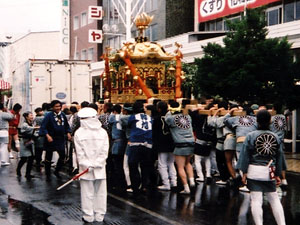 �_�`����