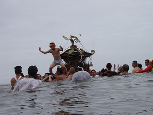 ���ʃM���M������