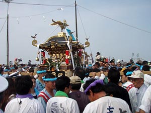 �~���E�_����_�{