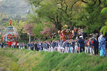 n䕗iU