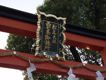 �䗷������