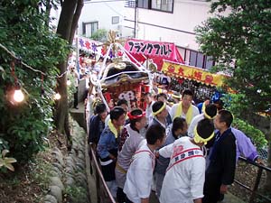 �{�_�`�{��