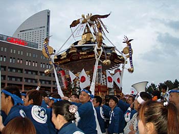 ���������i