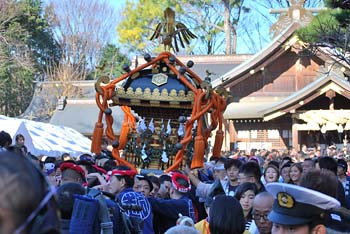 �������Q