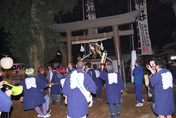 �{���n��S