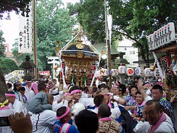 �{�����i�U