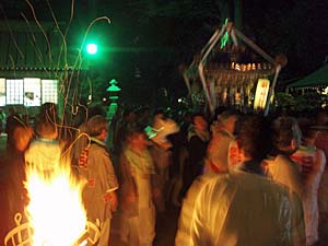 �{�_�`�{���Q