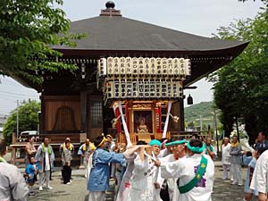 �������Q