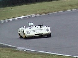 �D���ԃ��[�^�X�Q�R�a