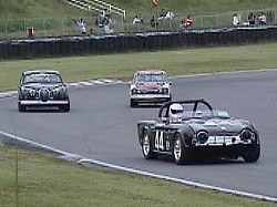 �r�U�T���[�X