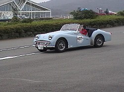 TRIUMPH TR-3(1)