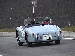TRIUMPH TR-3(2)