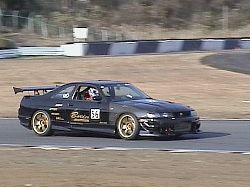 �{�[�_�[BCNR33