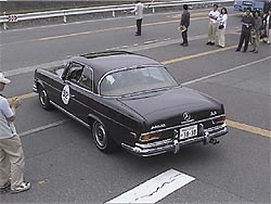 MERCEDES BENZ 280 SE COUPE(2)