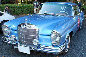 �����Z�f�X�x���c�@300SE �N�[�y