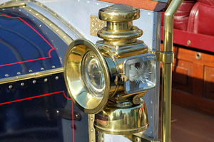 ���[���X���C�X �V���o�[�S�[�X�g