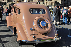 �g���_AA�^��p��