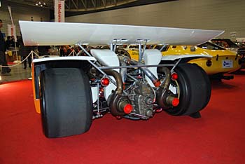 �j���[�E�g���^�V