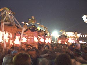 �{���O�ɂĂR