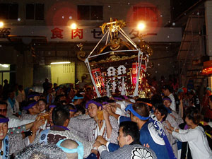 �����A���{��