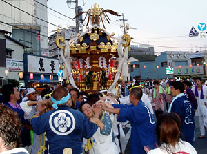 ���� �`�r������R