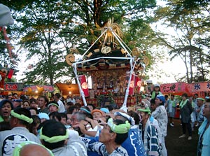 �{�����i�U