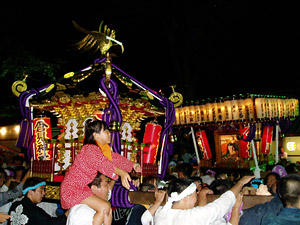 �{�� �{�_�`�������_�`�Q