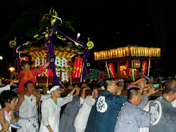 �{�� �{�_�`�������_�`�R