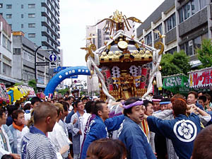 �`�r������P