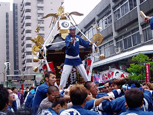 �Ó�A������Q