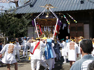 �������P