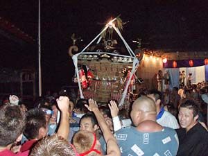 �{�����i�U