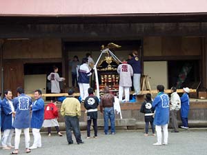 �{���E����� �������i�R