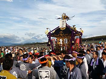 �q���_�Ё��֏�Q