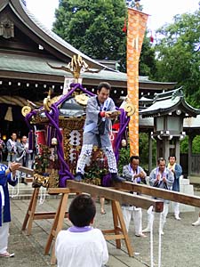 �`�����O�{����