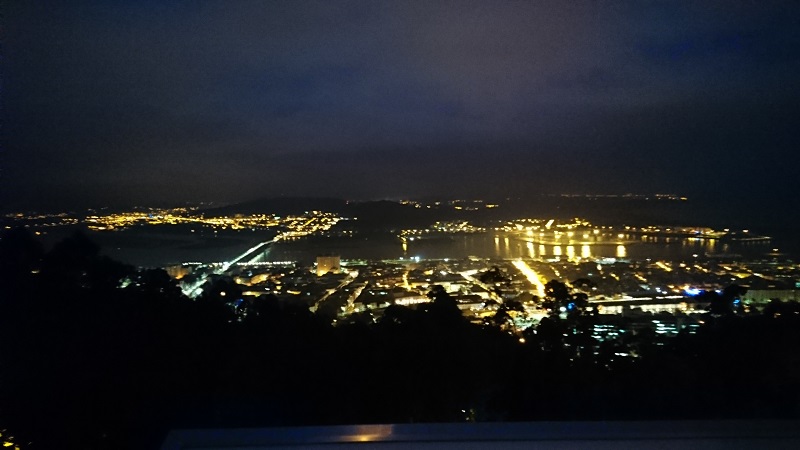 サンタ・ルジア教会の前庭からのヴィアナ・ド・カステロの夜景