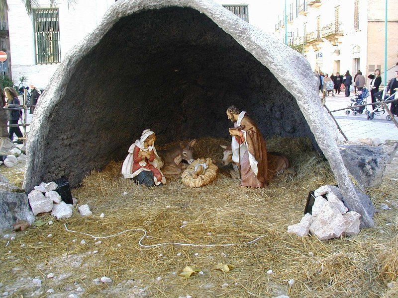 マテーラ市内のクリスマス飾り
